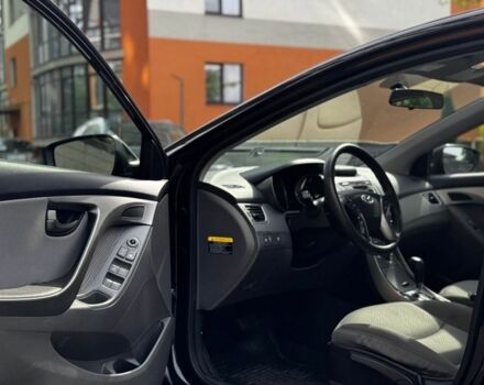 Черный Хендай Элантра, объемом двигателя 1.8 л и пробегом 63 тыс. км за 11000 $, фото 12 на Automoto.ua