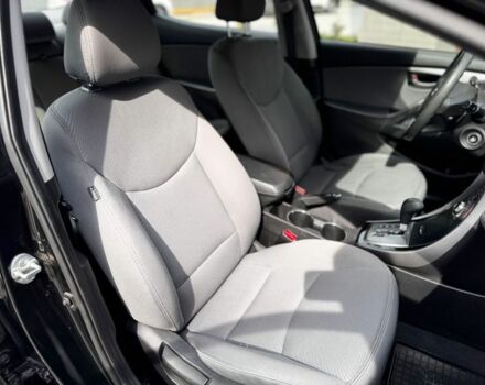 Черный Хендай Элантра, объемом двигателя 1.8 л и пробегом 63 тыс. км за 11000 $, фото 20 на Automoto.ua