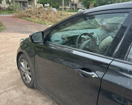 Чорний Хендай Елантра, об'ємом двигуна 1.8 л та пробігом 165 тис. км за 10000 $, фото 12 на Automoto.ua