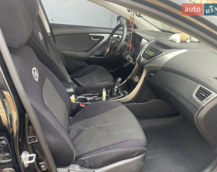 Чорний Хендай Елантра, об'ємом двигуна 1.59 л та пробігом 68 тис. км за 9500 $, фото 6 на Automoto.ua