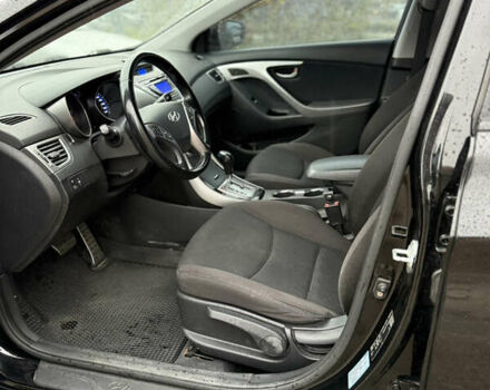 Черный Хендай Элантра, объемом двигателя 1.8 л и пробегом 140 тыс. км за 10900 $, фото 5 на Automoto.ua