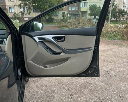 Чорний Хендай Елантра, об'ємом двигуна 1.8 л та пробігом 165 тис. км за 10000 $, фото 27 на Automoto.ua