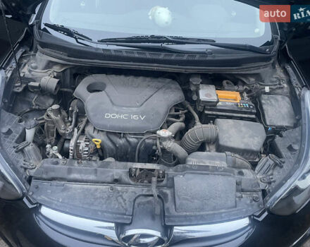 Чорний Хендай Елантра, об'ємом двигуна 1.59 л та пробігом 68 тис. км за 9500 $, фото 7 на Automoto.ua