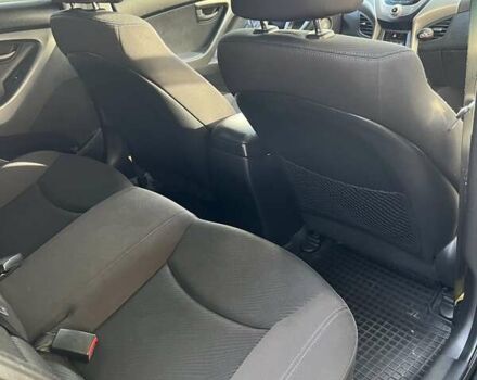 Черный Хендай Элантра, объемом двигателя 1.59 л и пробегом 203 тыс. км за 7300 $, фото 32 на Automoto.ua