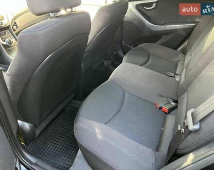 Черный Хендай Элантра, объемом двигателя 1.59 л и пробегом 203 тыс. км за 7300 $, фото 25 на Automoto.ua