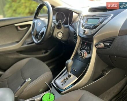 Черный Хендай Элантра, объемом двигателя 1.59 л и пробегом 203 тыс. км за 7300 $, фото 27 на Automoto.ua