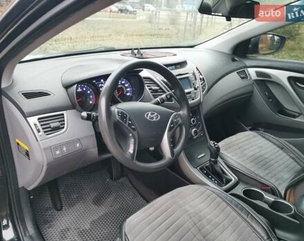 Черный Хендай Элантра, объемом двигателя 1.8 л и пробегом 244 тыс. км за 6950 $, фото 6 на Automoto.ua