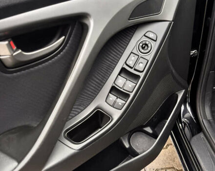 Черный Хендай Элантра, объемом двигателя 1.8 л и пробегом 130 тыс. км за 7300 $, фото 13 на Automoto.ua