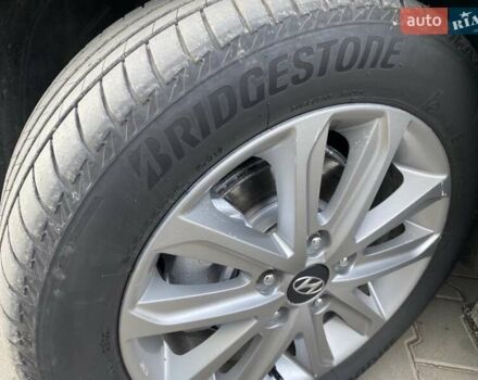 Чорний Хендай Елантра, об'ємом двигуна 1.8 л та пробігом 180 тис. км за 10250 $, фото 63 на Automoto.ua