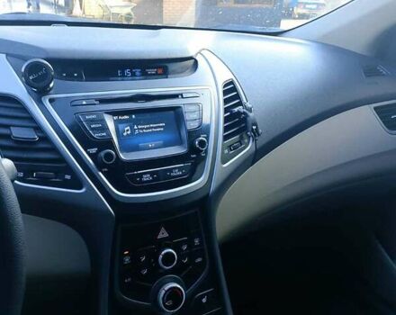 Черный Хендай Элантра, объемом двигателя 1.8 л и пробегом 209 тыс. км за 8300 $, фото 8 на Automoto.ua