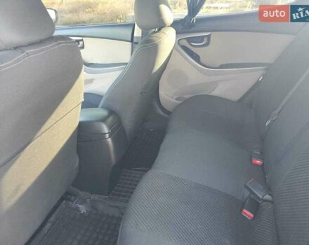 Черный Хендай Элантра, объемом двигателя 1.8 л и пробегом 209 тыс. км за 8300 $, фото 17 на Automoto.ua