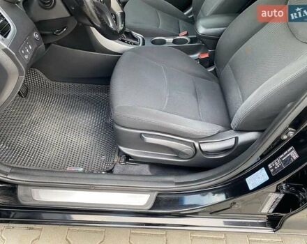 Чорний Хендай Елантра, об'ємом двигуна 1.8 л та пробігом 180 тис. км за 10250 $, фото 31 на Automoto.ua