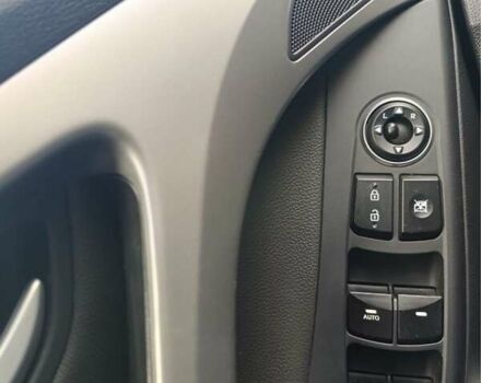 Черный Хендай Элантра, объемом двигателя 2 л и пробегом 93 тыс. км за 10600 $, фото 12 на Automoto.ua