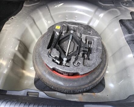 Черный Хендай Элантра, объемом двигателя 2 л и пробегом 93 тыс. км за 10600 $, фото 6 на Automoto.ua