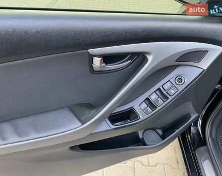 Чорний Хендай Елантра, об'ємом двигуна 1.8 л та пробігом 180 тис. км за 10250 $, фото 40 на Automoto.ua