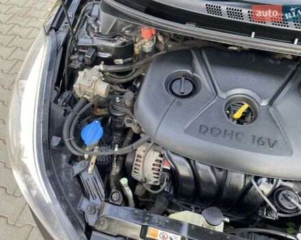 Чорний Хендай Елантра, об'ємом двигуна 1.8 л та пробігом 180 тис. км за 10250 $, фото 64 на Automoto.ua