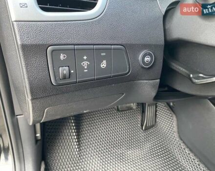 Чорний Хендай Елантра, об'ємом двигуна 1.8 л та пробігом 180 тис. км за 10250 $, фото 33 на Automoto.ua