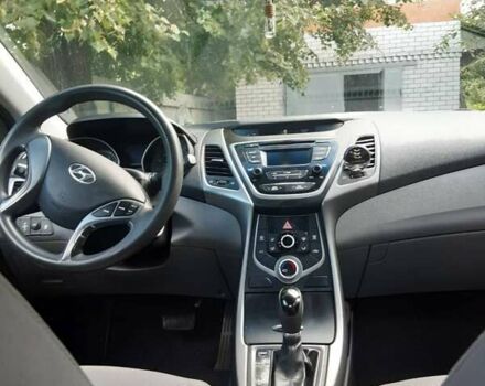 Черный Хендай Элантра, объемом двигателя 1.8 л и пробегом 178 тыс. км за 9000 $, фото 2 на Automoto.ua