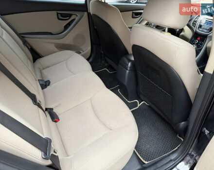 Хендай Элантра 2015 в Киеве на Automoto.ua Черный Хендай Элантра, объемом двигателя 1.8 л и пробегом 206 тыс. км за 7900 $, фото 6 на Automoto.ua