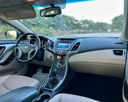 Чорний Хендай Елантра, об'ємом двигуна 2 л та пробігом 79 тис. км за 1800 $, фото 9 на Automoto.ua