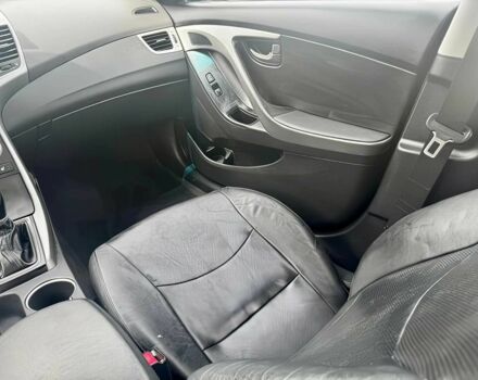 Чорний Хендай Елантра, об'ємом двигуна 2 л та пробігом 72 тис. км за 7000 $, фото 9 на Automoto.ua