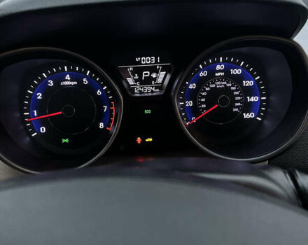 Черный Хендай Элантра, объемом двигателя 1.8 л и пробегом 200 тыс. км за 9500 $, фото 65 на Automoto.ua