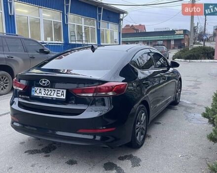 Черный Хендай Элантра, объемом двигателя 2 л и пробегом 232 тыс. км за 9200 $, фото 14 на Automoto.ua