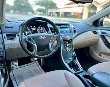 Черный Хендай Элантра, объемом двигателя 2 л и пробегом 70 тыс. км за 4200 $, фото 10 на Automoto.ua