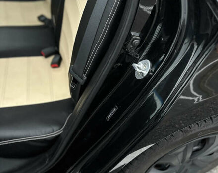 Черный Хендай Элантра, объемом двигателя 1.8 л и пробегом 200 тыс. км за 9500 $, фото 53 на Automoto.ua