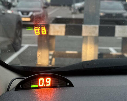 Черный Хендай Элантра, объемом двигателя 1.8 л и пробегом 200 тыс. км за 9500 $, фото 83 на Automoto.ua