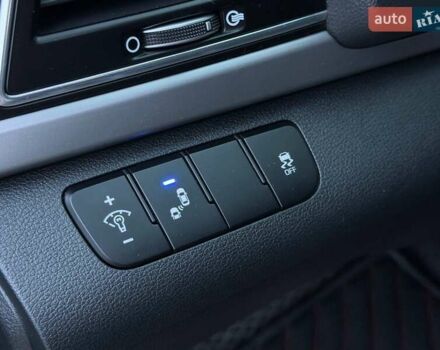 Хендай Элантра 2016 в Харькове на Automoto.ua Черный Хендай Элантра, объемом двигателя 2 л и пробегом 151 тыс. км за 12800 $, фото 19 на Automoto.ua