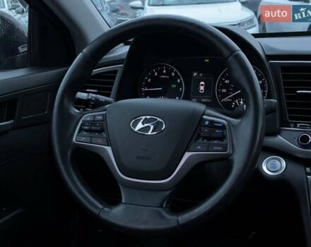 Хендай Элантра 2016 в Харькове на Automoto.ua Черный Хендай Элантра, объемом двигателя 2 л и пробегом 151 тыс. км за 12800 $, фото 34 на Automoto.ua