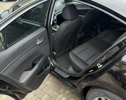 Черный Хендай Элантра, объемом двигателя 2 л и пробегом 182 тыс. км за 12700 $, фото 14 на Automoto.ua