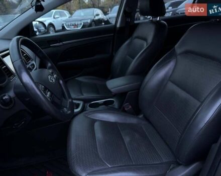 Хендай Элантра 2016 в Харькове на Automoto.ua Черный Хендай Элантра, объемом двигателя 2 л и пробегом 151 тыс. км за 12800 $, фото 13 на Automoto.ua