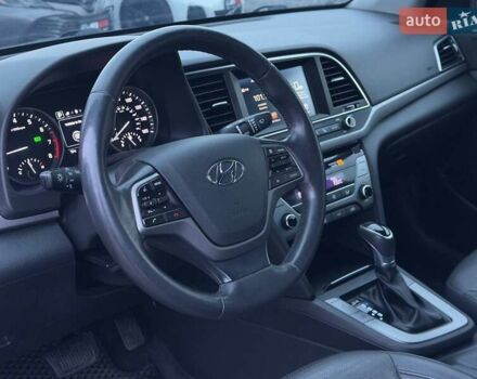 Хендай Элантра 2016 в Харькове на Automoto.ua Черный Хендай Элантра, объемом двигателя 2 л и пробегом 151 тыс. км за 12800 $, фото 21 на Automoto.ua