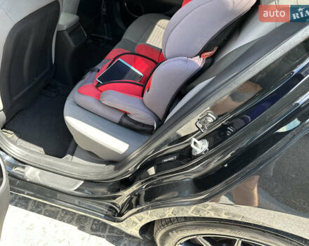 Чорний Хендай Елантра, об'ємом двигуна 2 л та пробігом 160 тис. км за 13500 $, фото 13 на Automoto.ua