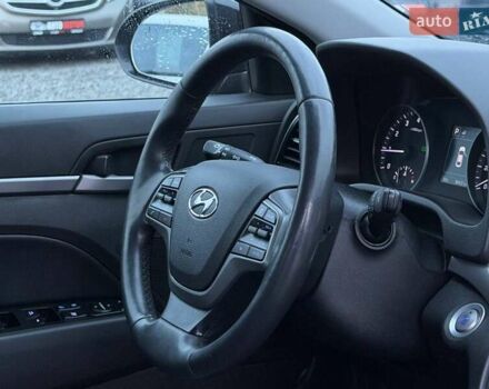 Хендай Элантра 2016 в Харькове на Automoto.ua Черный Хендай Элантра, объемом двигателя 2 л и пробегом 151 тыс. км за 12800 $, фото 42 на Automoto.ua