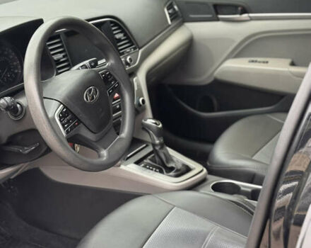 Черный Хендай Элантра, объемом двигателя 1.8 л и пробегом 90 тыс. км за 12000 $, фото 11 на Automoto.ua