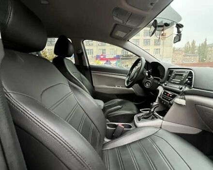 Хендай Элантра 2016 в Киеве на Automoto.ua Черный Хендай Элантра, объемом двигателя 2 л и пробегом 202 тыс. км за 9600 $, фото 13 на Automoto.ua