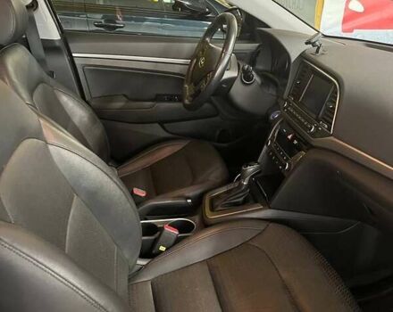 Черный Хендай Элантра, объемом двигателя 2 л и пробегом 99 тыс. км за 13000 $, фото 4 на Automoto.ua