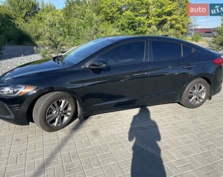 Хендай Элантра 2016 в Днепре (Днепропетровске) на Automoto.ua Черный Хендай Элантра, объемом двигателя 2 л и пробегом 228 тыс. км за 9800 $, фото 6 на Automoto.ua