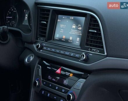 Хендай Элантра 2016 в Харькове на Automoto.ua Черный Хендай Элантра, объемом двигателя 2 л и пробегом 151 тыс. км за 12800 $, фото 44 на Automoto.ua