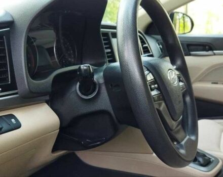 Черный Хендай Элантра, объемом двигателя 2 л и пробегом 110 тыс. км за 10700 $, фото 8 на Automoto.ua