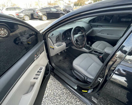 Чорний Хендай Елантра, об'ємом двигуна 2 л та пробігом 233 тис. км за 11800 $, фото 10 на Automoto.ua