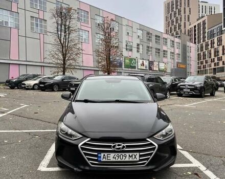 Хендай Элантра 2016 в Киеве на Automoto.ua Черный Хендай Элантра, объемом двигателя 2 л и пробегом 202 тыс. км за 9600 $, фото 5 на Automoto.ua