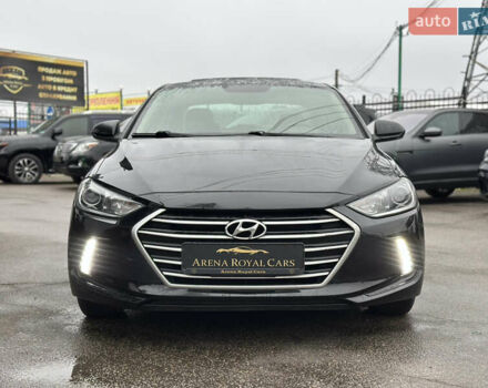 Чорний Хендай Елантра, об'ємом двигуна 2 л та пробігом 129 тис. км за 10400 $, фото 6 на Automoto.ua