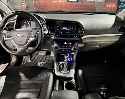 Хендай Элантра 2016 в Киеве на Automoto.ua Черный Хендай Элантра, объемом двигателя 2 л и пробегом 202 тыс. км за 9600 $, фото 15 на Automoto.ua