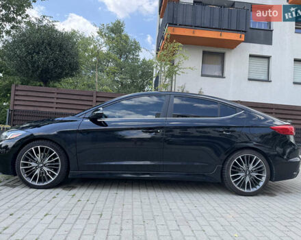 Черный Хендай Элантра, объемом двигателя 1.59 л и пробегом 120 тыс. км за 13000 $, фото 1 на Automoto.ua