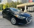 Чорний Хендай Елантра, об'ємом двигуна 2 л та пробігом 129 тис. км за 10300 $, фото 1 на Automoto.ua