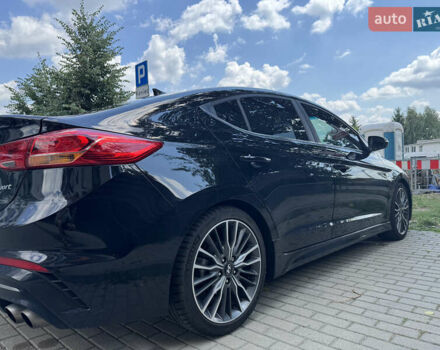 Черный Хендай Элантра, объемом двигателя 1.59 л и пробегом 120 тыс. км за 13000 $, фото 7 на Automoto.ua